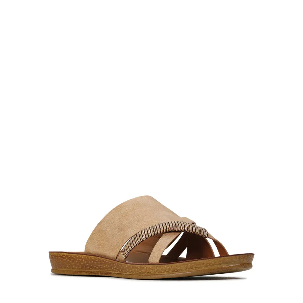Bride Slip-on Sandals - Camel