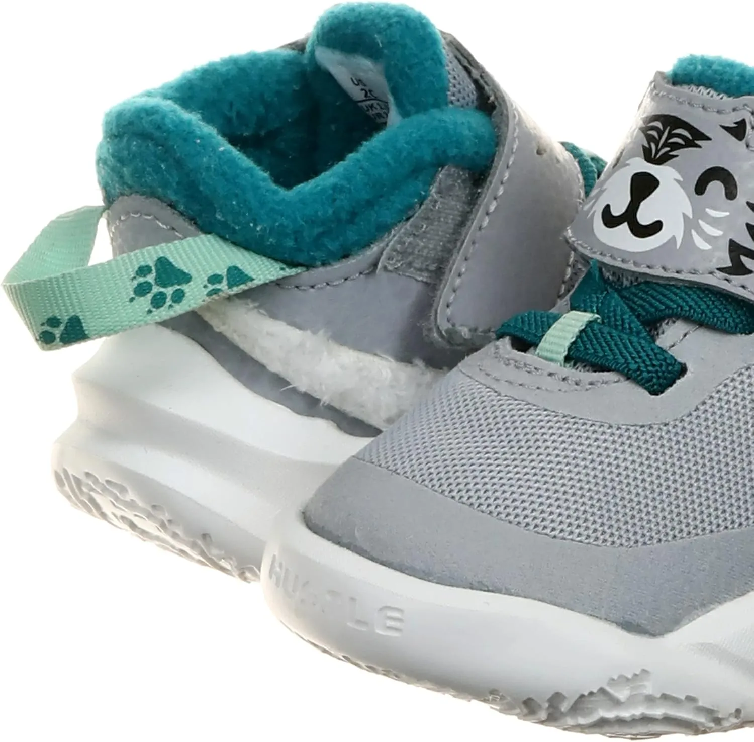 Nike unisex-child Team Hustle D 10 (Infant/Toddler)