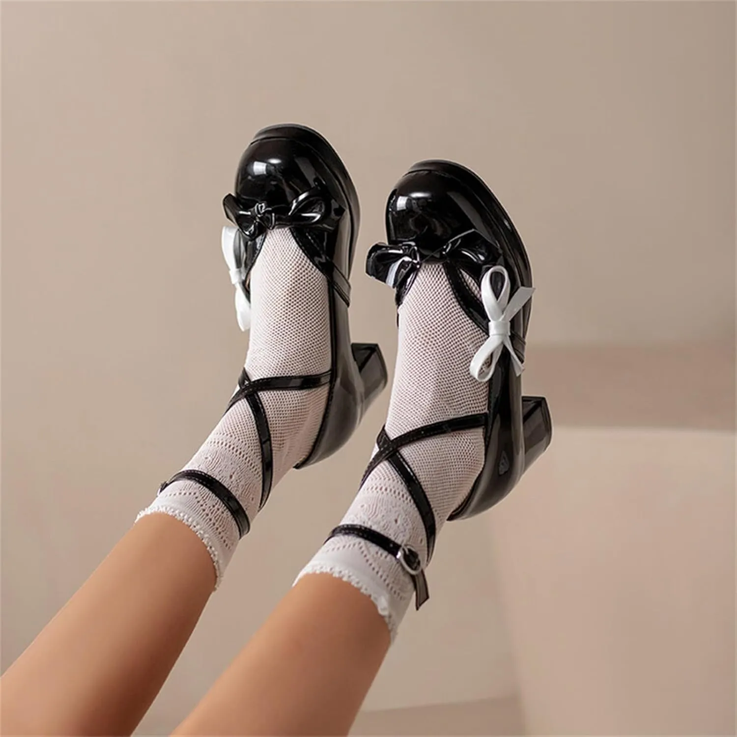 Women's Fashionable Bright Leather Lolita Bow Decorated Casual Thick Heel Sandals Women Party Sandals Flat Thong Sandals