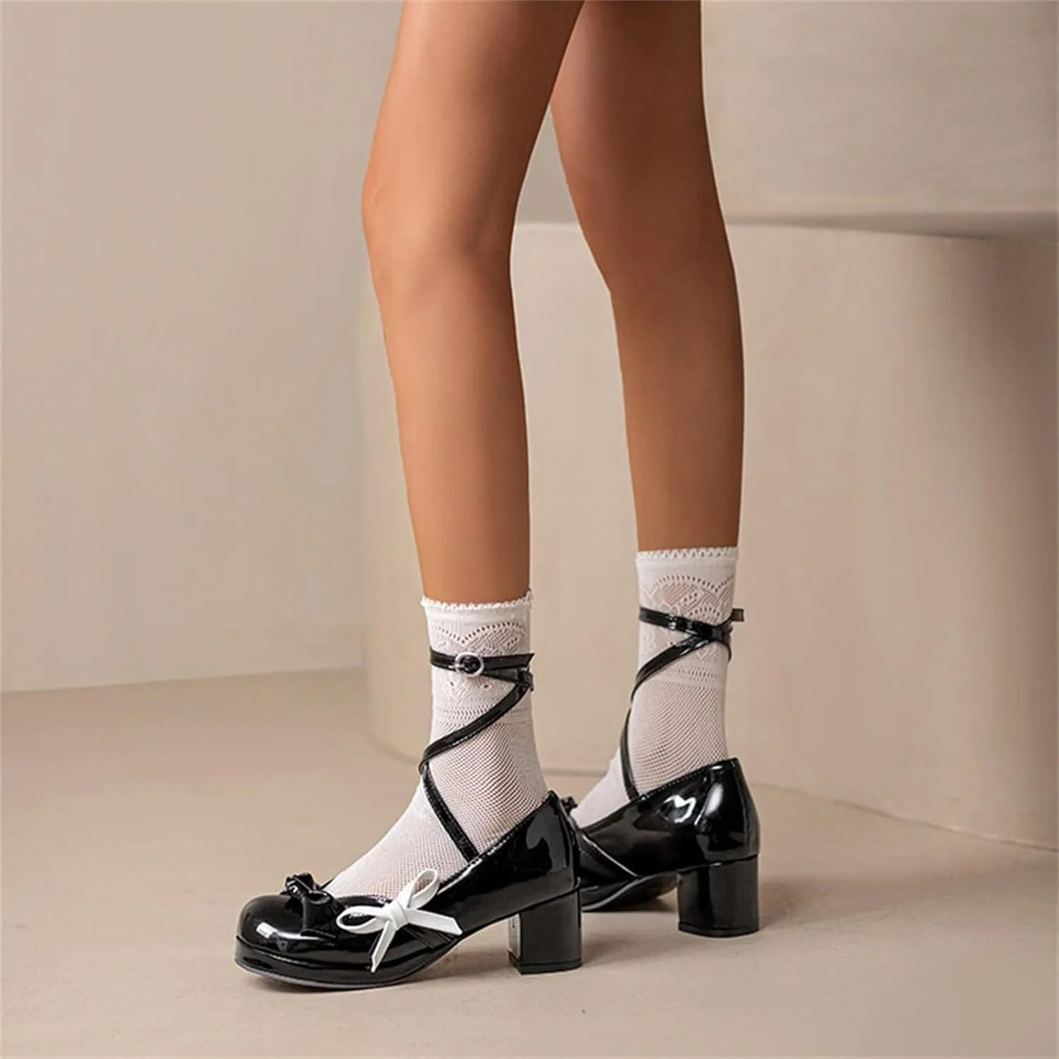 Women's Fashionable Bright Leather Lolita Bow Decorated Casual Thick Heel Sandals Women Party Sandals Flat Thong Sandals